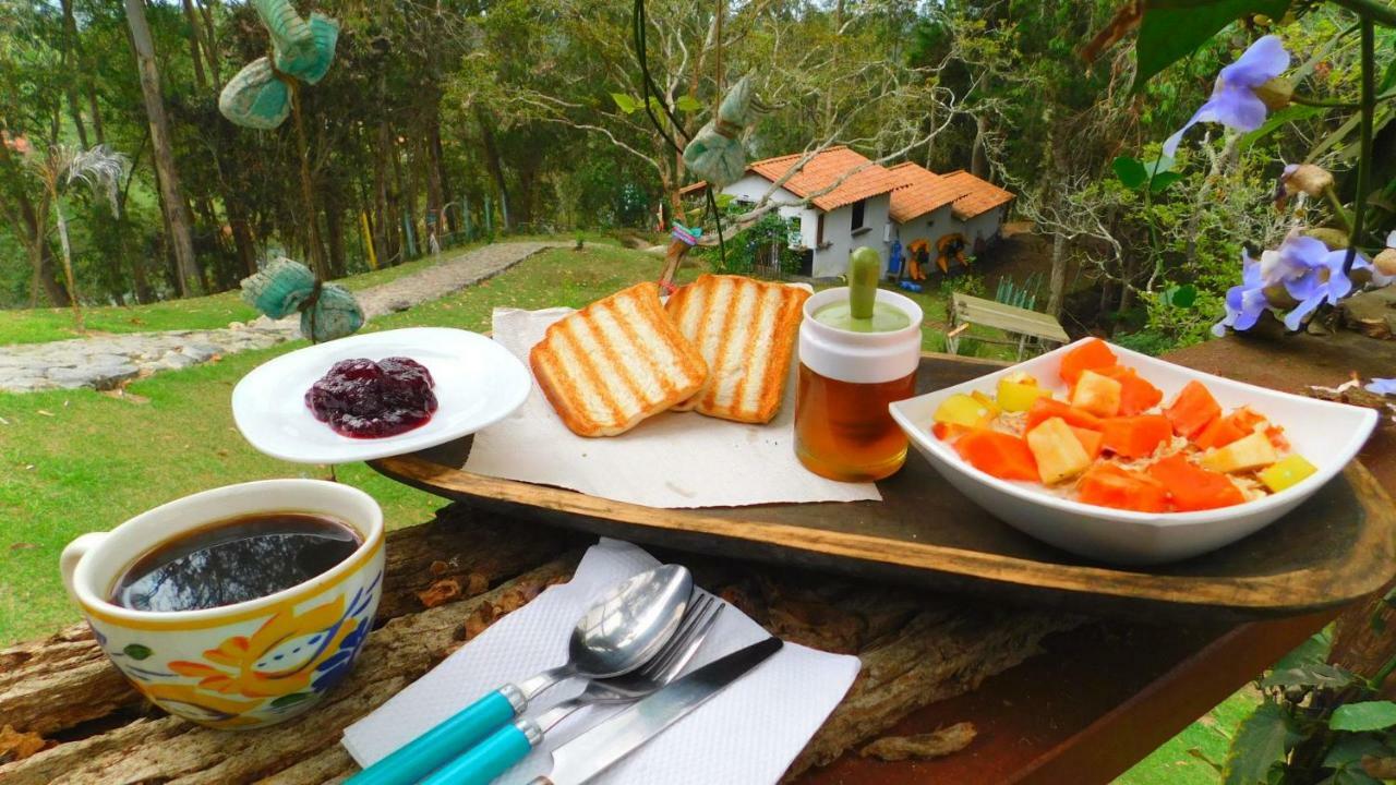 Bacoa Hostel Guatape Luaran gambar